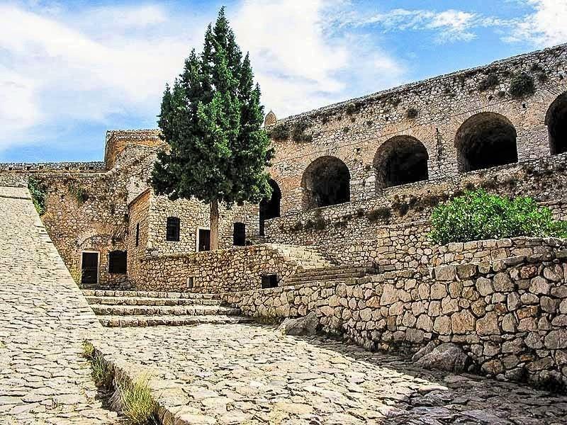 Ο προμαχώνας του Αγίου Ανδρέα στο Παλαμήδι