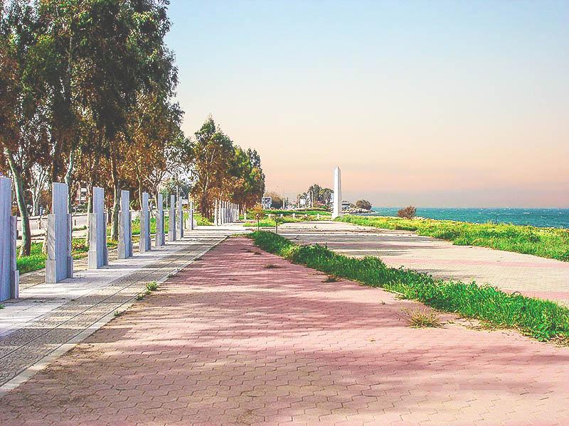 Παραλιακός δρόμος στην Πάτρα